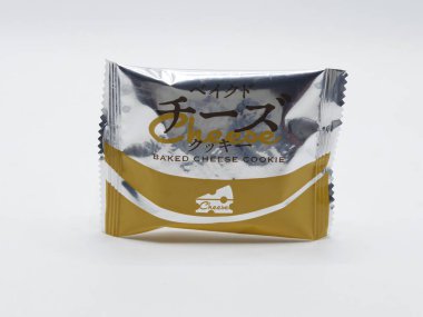 22 Şubat 2025 'te Manila, Filipinler' de fırınlanmış peynirli kurabiye. Fırında peynirli kurabiye Japonya 'da bir Japon lezzet üreticisidir..