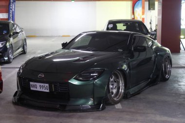 PARANAQUE, PH - 25 Mayıs - Nissan z Auto Industria 25 sıcak yaz karşılaşması 25 Mayıs 2025 tarihinde Paranaque, Filipinler. Auto Industria Filipinler 'de bir otomotiv kaynağıdır..