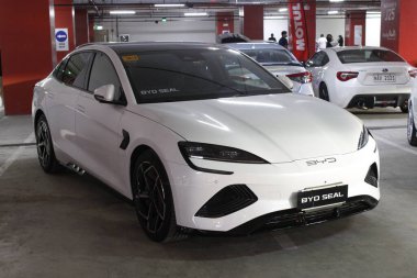 PARANAQUE, PH - 25 Mayıs - 25 Mayıs 2025 'te Filipinler' in Paranaque şehrinde Auto Industria 25. Auto Industria Filipinler 'de bir otomotiv kaynağıdır..