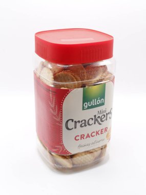 22 Şubat 2025 'te Manila, Filipinler' de Gullon Mini Krakerleri. Gullon İspanya 'da kraker üreticisi..