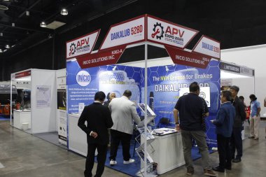 Pasay, PH - 26 Temmuz - Inicio standı (APVE) 26 Temmuz 2025 tarihinde Pasay, Filipinler 'de. APVE, Filipinler 'de düzenlenen yıllık otomobil parçaları sergisidir..