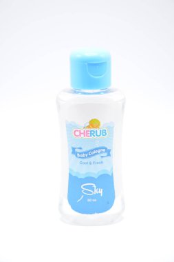 MANILA, PH-22 - 22 Şubat 2025 tarihinde Manila, Filipinler 'de bebek kolonyası gökyüzü. Melek Filipinler 'de bir parfüm imalatçısı..