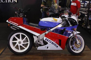 MUNTINLUPA, PH - SEPT 6 - Honda vfr750r Ride Ph 8 Eylül 2025 tarihinde Muntinlupa, Filipinler 'de. Ride Ph, Filipinler 'de bir motosiklet medya platformudur..