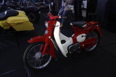 MUNTINLUPA, PH - SEPT 6 - Honda super Cub Ride Ph 8. yıldönümünde 6 Eylül 2025, Muntinlupa, Filipinler. Ride Ph, Filipinler 'de bir motosiklet medya platformudur..