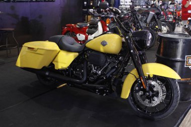 MUNTINLUPA, PH - SEPT 6 - Harley Davidson Yolu Kralı özel Ride Ph 8 Eylül 2025 tarihinde Muntinlupa, Filipinler 'de. Ride Ph, Filipinler 'de bir motosiklet medya platformudur..