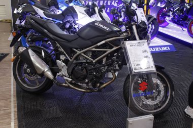 MUNTINLUPA, PH - SEPT 6 - Suzuki sv 650 Ride Ph 8 Eylül 2025 tarihinde Muntinlupa, Filipinler 'de. Ride Ph, Filipinler 'de bir motosiklet medya platformudur..