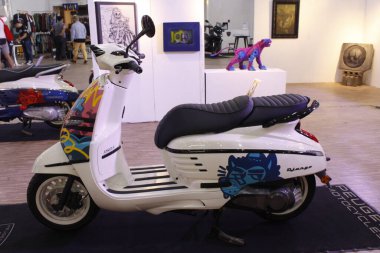 MUNTINLUPA, PH - SEPT 6 - Peugeot django 150 Ride Ph 8 Eylül 2025 tarihinde Muntinlupa, Filipinler 'de. Ride Ph, Filipinler 'de bir motosiklet medya platformudur..