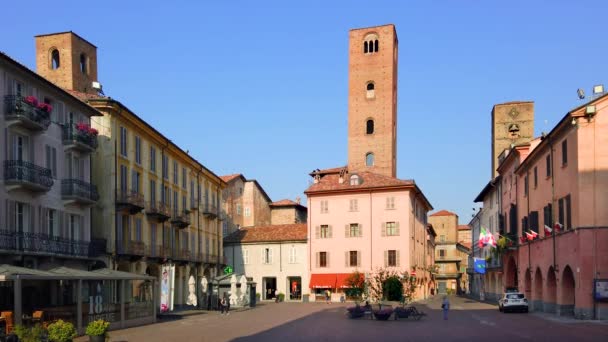 Alba Langhe Piedmont Talya Ağustos 2023 Piazza Risorgimento Tarihi Şehir — Stok video
