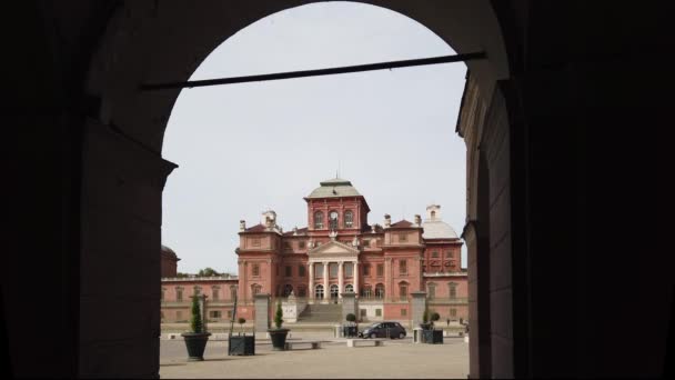 Racconigi Cuneo Piemont Włochy Kwietnia 2023 Zamek Królewski Racconigi Rezydencji — Wideo stockowe