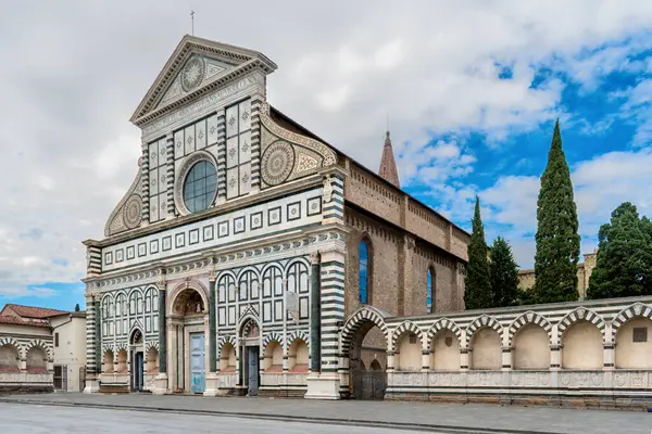 İtalya, Floransa 'da Santa Maria Novella Kilisesi Bazilikası