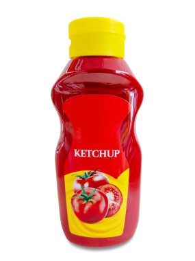 Domates ketçaplı plastik şişe beyaza izole edilmiş ve kırpma yolu da dahil.