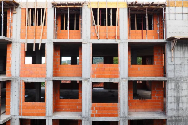 Rote Keramikziegel Auf Der Baustelle Keramoblock Hohlziegel Bau Eines Gebäudes — Stockfoto