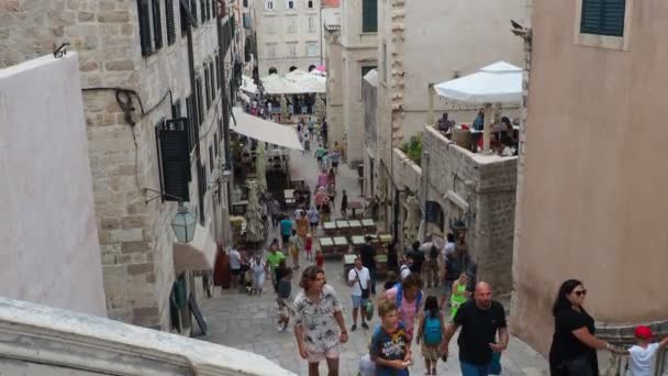 Dubrovnik Kroatien 2022 Den Huvudsakliga Barocktrappan Leder Till Jesuitkyrkan Ignatius — Stockvideo