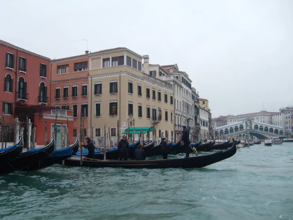 Venice Italy July 2007 정면으로 둘러싸인 베네치아의 거리들 그란데 운하를 — 스톡 사진