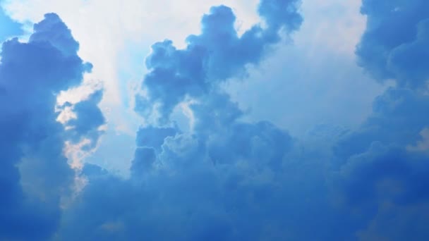 Zeer Mooie Wolken Lucht Volumetrische Lichteffect Zonnestralen Zijn Verborgen Achter — Stockvideo