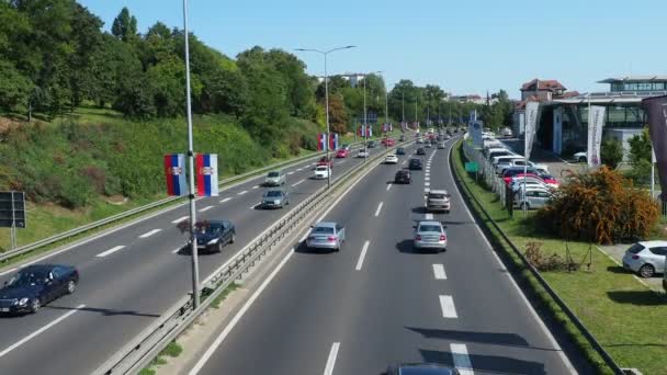 Belgrad Serbia Vedere Podul Pietonal Dintre Strada Gucevska Deligradska Bulevardul — Videoclip de stoc