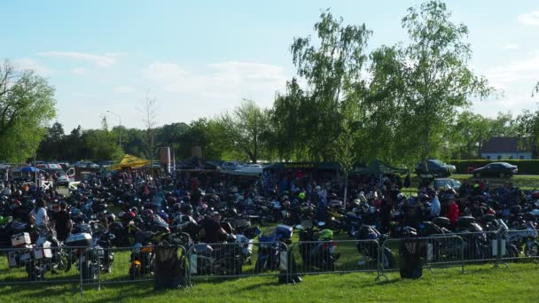 Sremska Mitrovica Sérvia Reunião Encontro Motociclistas Motociclistas Num Festival Pessoas — Vídeo de Stock