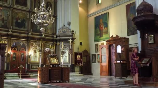 Kotor Montenegro Orthodox Church Nicholas Attracts Pilgrims Tourists Interior Decoration — Stock Video