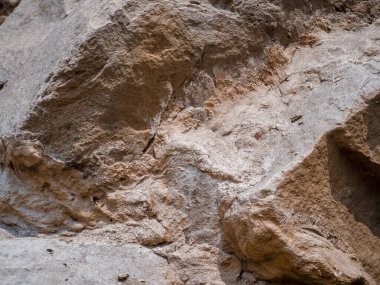 Eski taş dokusunun yüzey detaylarını kapat, dekoratif tasarım için doğal arkaplan. 