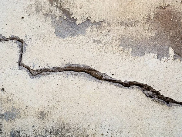 Alte Cremefarbene Betonwand Oberfläche Der Farbe Schält Und Rissig Zement — Stockfoto