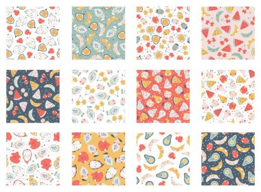 Kusursuz desenlerin tropik meyve koleksiyonu. Basit bir el çizimi ile gülümseyen sevimli meyve karakterleri olan çocuksu bir vektör karikatürü. Pastel renkler, puantiyeler, kalpler.
