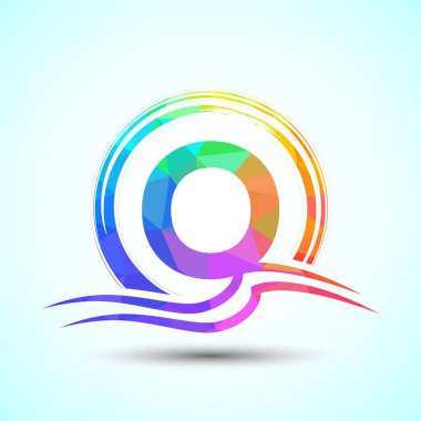 İlk harf O, su dalgaları ve güneş. Plaj logosu tasarımı