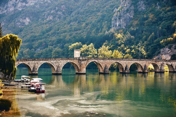 Bridge River Drina Famous Historic Ottoman Architecture Visegrad Bosnia Herzegovina — стоковое фото