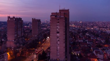 Jedinstvo beton binaları, Sırbistan 'ın başkenti Belgrad' daki tanınabilir gaddarlık mimari sembollerinden biri..