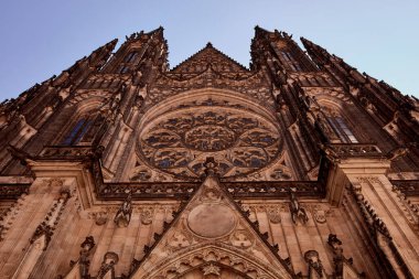 Prag 'daki St. Vitus Katedrali manzarası, Çek Cumhuriyeti' nin başkenti, Avrupa.