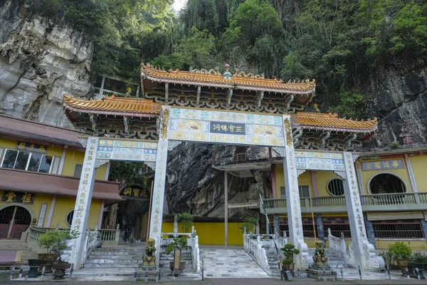 stock image Ipoh, Malaysia - October 2022: Views of the Sam Poh Tong Temple, Chinese temple built within a limestone cave on October 19, 2022 in Ipoh, Malaysia