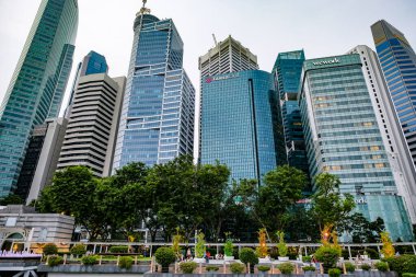 Singapur Şehri, Singapur - Aralık 2022: Singapur City, Singapur 'da 4 Aralık 2022' de gökdelenlerin manzarası.