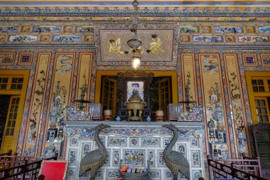 Hue, Vietnam - 25 Aralık 2022: Hue, Vietnam 'daki Khai Dinh Mezarı manzarası.