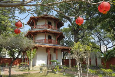 Tainan, Tayvan - 5 Şubat 2023: Tainan Konfüçyüs Tapınağı 'ndaki Pagoda Tainan, Tayvan' daki Birinci Tayvan Akademisi olarak da bilinir..