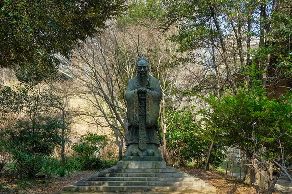 Tóquio Japão Março 2023 Estátua Confúcio Yushima Seido Templo Confucionista — Fotografia de Stock