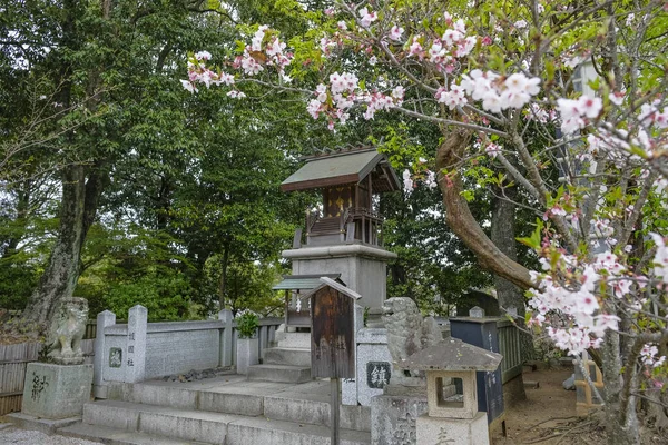 倉敷市 2023年4月5日愛知神社 あちじんじゃ 日本の倉敷市にある神社である — ストック写真