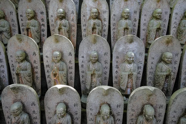 Hatsukaichi Japonia Kwietnia 2023 Małe Posągi Daisho Rozciągaczu Jest Buddyjski — Zdjęcie stockowe