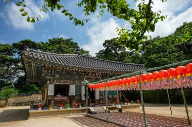 Gyeongju, Güney Kore - 2 Haziran 2023 Bulguksa Tapınağı Güney Kore 'nin Gyeongju şehrinde bulunan bir Budist tapınağıdır..