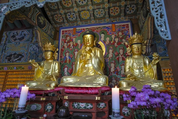 2023年5月30日 平等寺 ベオモサ は韓国釜山市にある金城山に建てられた仏教寺院です — ストック写真