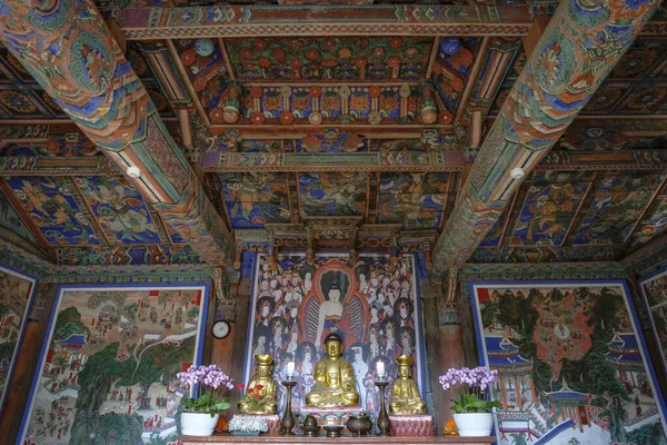 韩国釜山 2023年5月30日 比美萨寺 Beomeosa Temple 是位于韩国釜山的一座佛教寺庙 建于Geumjeong山 — 图库照片