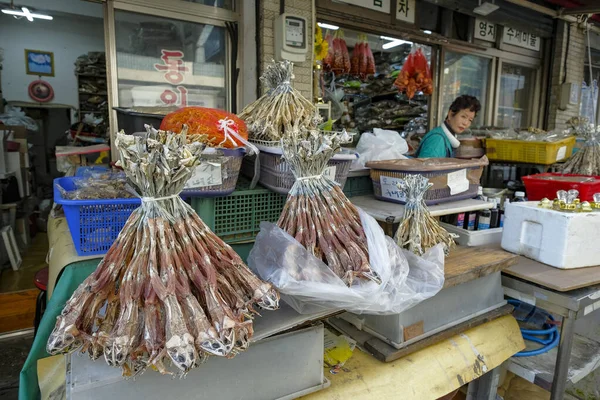 Пусан Южная Корея Июня 2023 Года Сушеные Лягушки Ларьке Рынке — стоковое фото