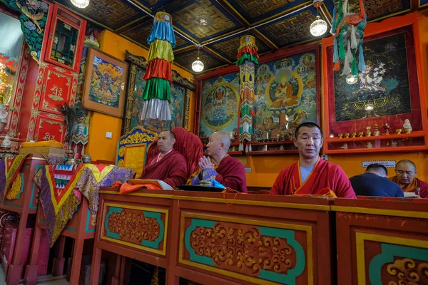 Улан Батор Монголія Липня 2023 Року Монахи Моляться Монастирі Гезер — стокове фото