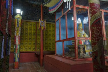 Erdenet, Moğolistan - 18 Temmuz 2023: Moğolistan 'ın Selenge ilindeki en büyük üç Budist manastır merkezinden biri olan Amarbayasgalant Manastırı.