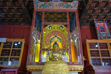 Erdenet, Moğolistan - 18 Temmuz 2023: Moğolistan 'ın Selenge ilindeki en büyük üç Budist manastır merkezinden biri olan Amarbayasgalant Manastırı.