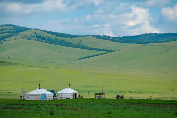 Эрдэнэт Монголия Июля 2023 Года Поселение Юрта Монгольской Степи Провинции — стоковое фото