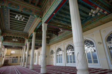 Namangan, Özbekistan - 15 Ekim 2023: Özbekistan 'ın Namangan kentindeki Xoja Amin Jome Camii' nin manzaraları.