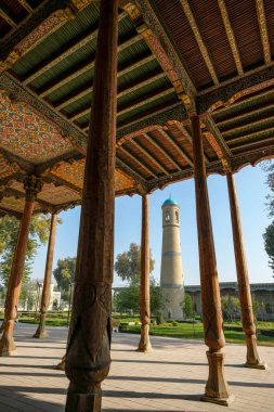 Kokand, Özbekistan - 25 Ekim 2023: Kokand, Özbekistan 'daki Jami Camii' nin iç kısımları.