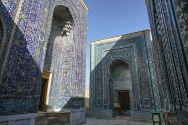 Semerkant, Özbekistan - 1 Kasım 2023: Semerkant, Usbekistan 'daki Şah-i-Zinda mezarlığının ayrıntıları.