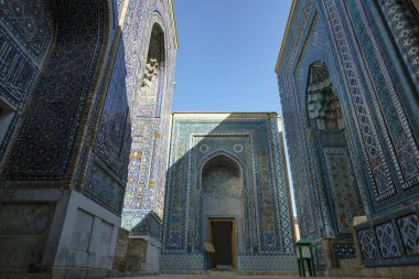 Semerkant, Özbekistan - 1 Kasım 2023: Semerkant, Usbekistan 'daki Şah-i-Zinda mezarlığının ayrıntıları.