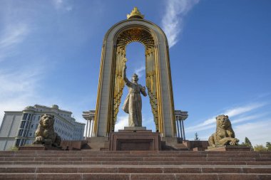 Dushanbe, Tacikistan - 17 Kasım 2023: Dushanbe, Tacikistan 'daki İsmail Samani Anıtı Görüntüleri.