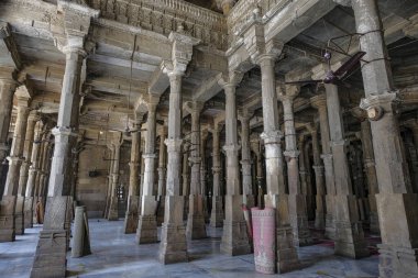 Ahmedabad, Hindistan - 11 Ocak 2024: Ahmedabad, Gujarat, Hindistan 'daki Jama Mescidinin Ayrıntıları.